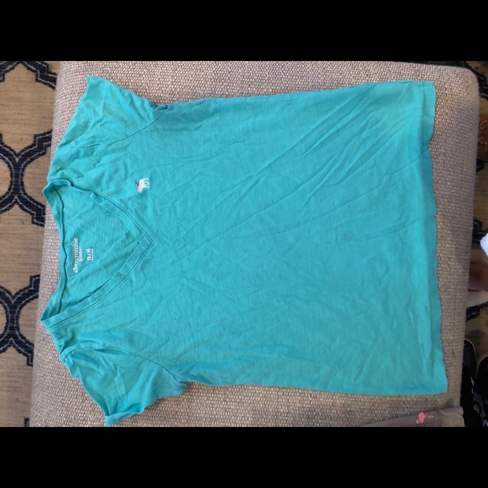 Abercrombie kids v-neck tee